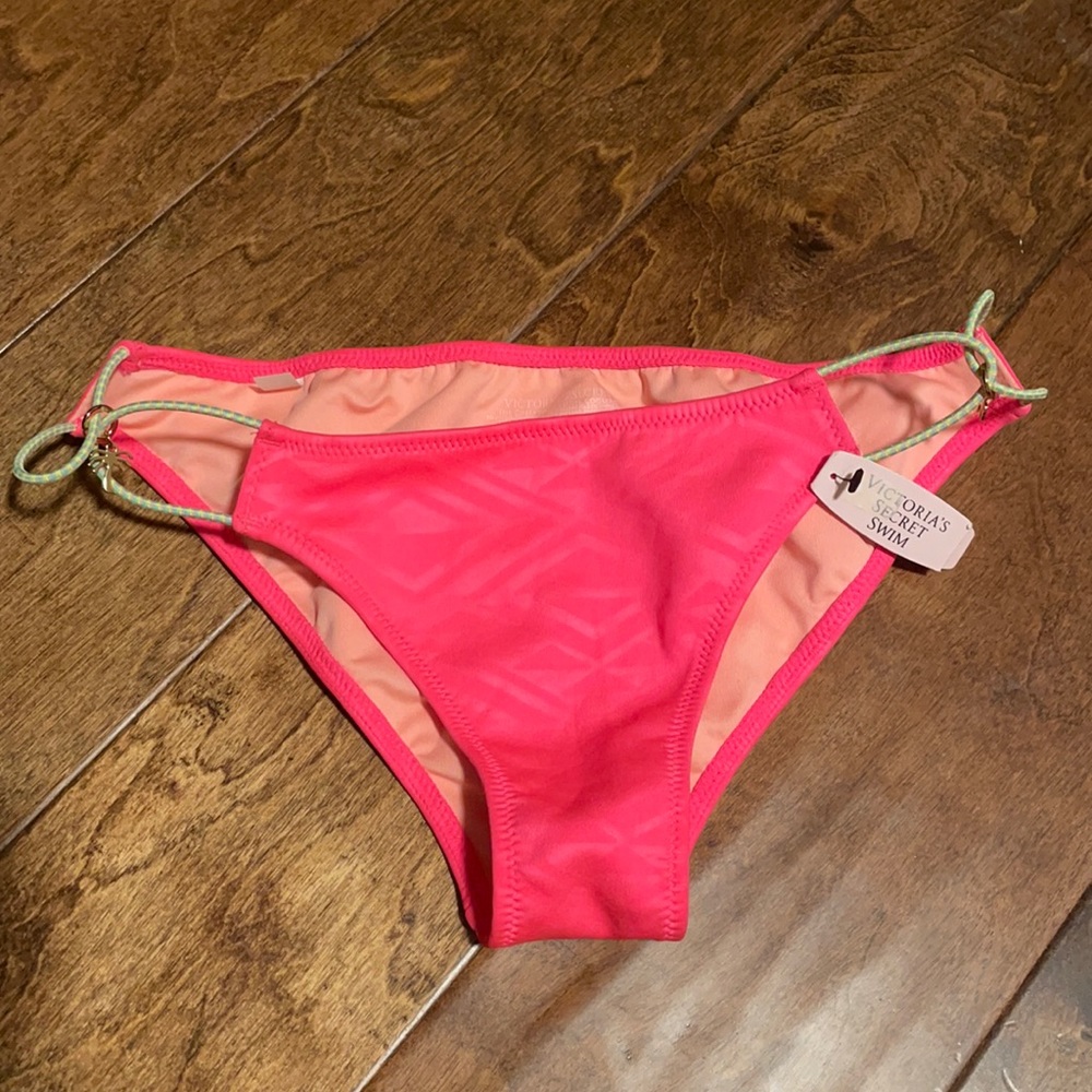 New Victoria secret bikini bottom size S